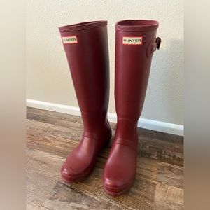 Tall Pink Hunter Boots!